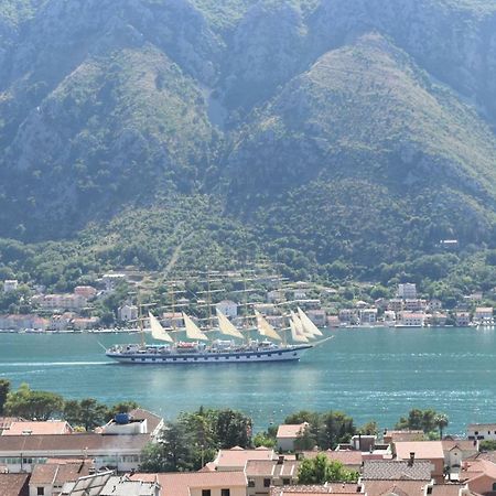 Apartments Sea View Kotor Eksteriør bilde