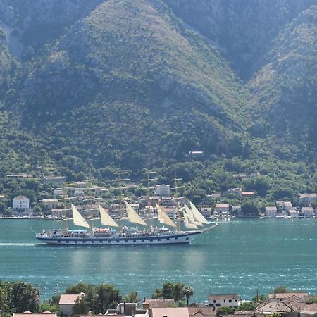 Apartments Sea View Kotor Eksteriør bilde