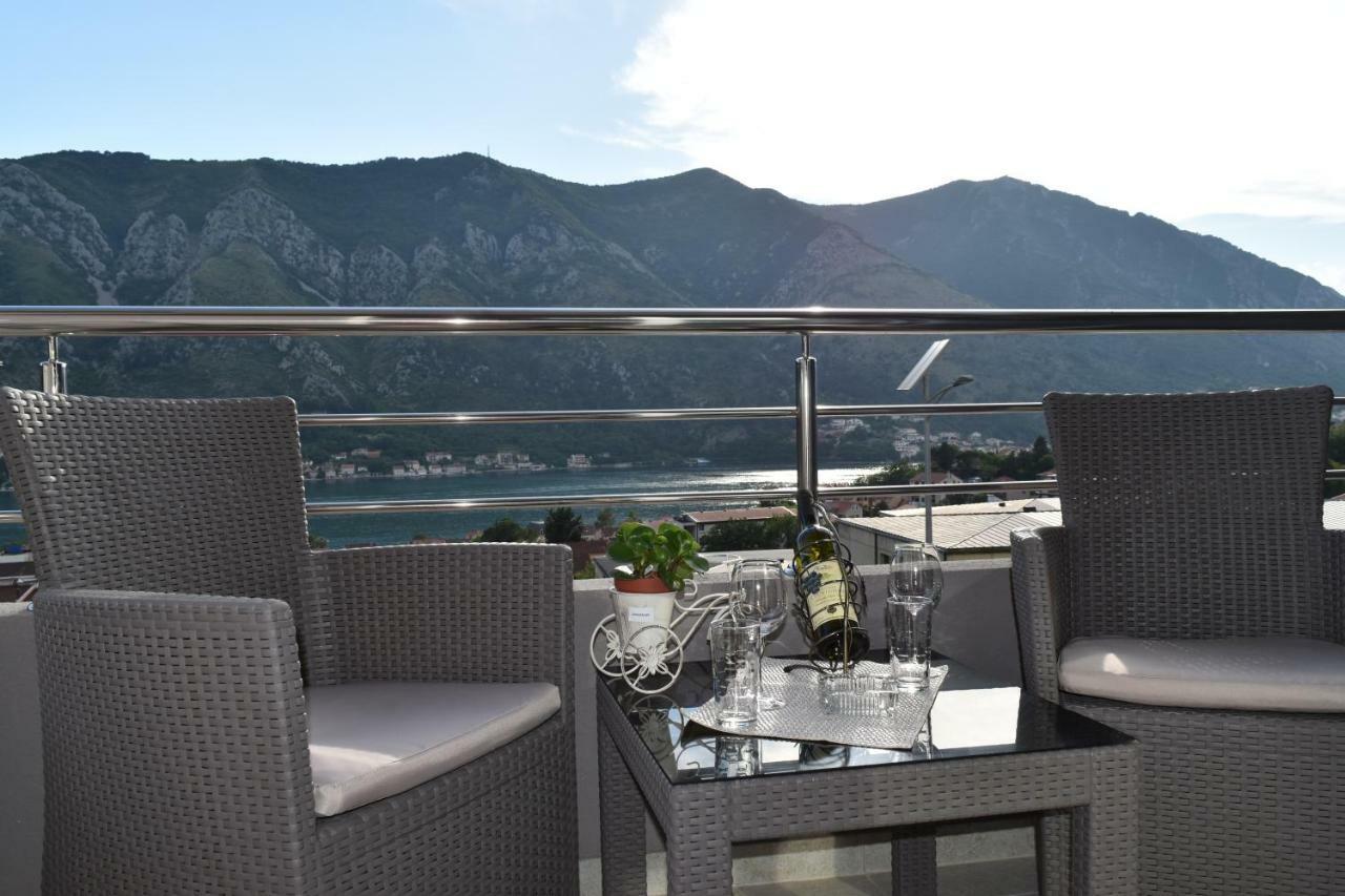 Apartments Sea View Kotor Eksteriør bilde