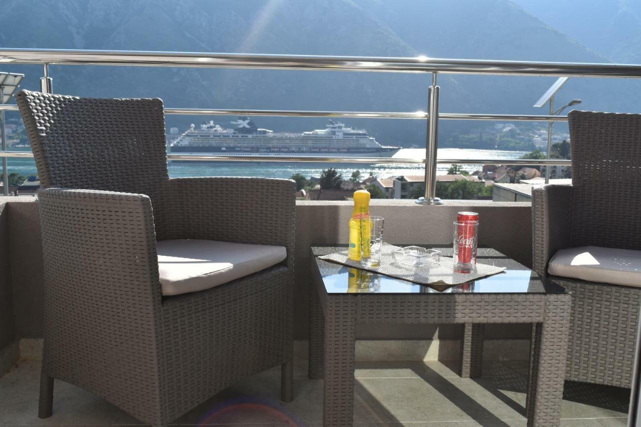 Apartments Sea View Kotor Eksteriør bilde