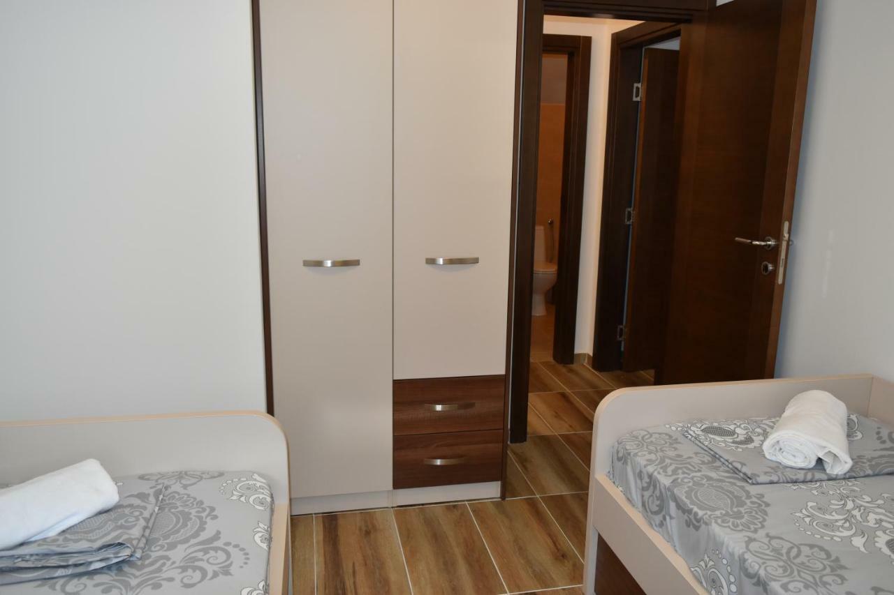 Apartments Sea View Kotor Eksteriør bilde