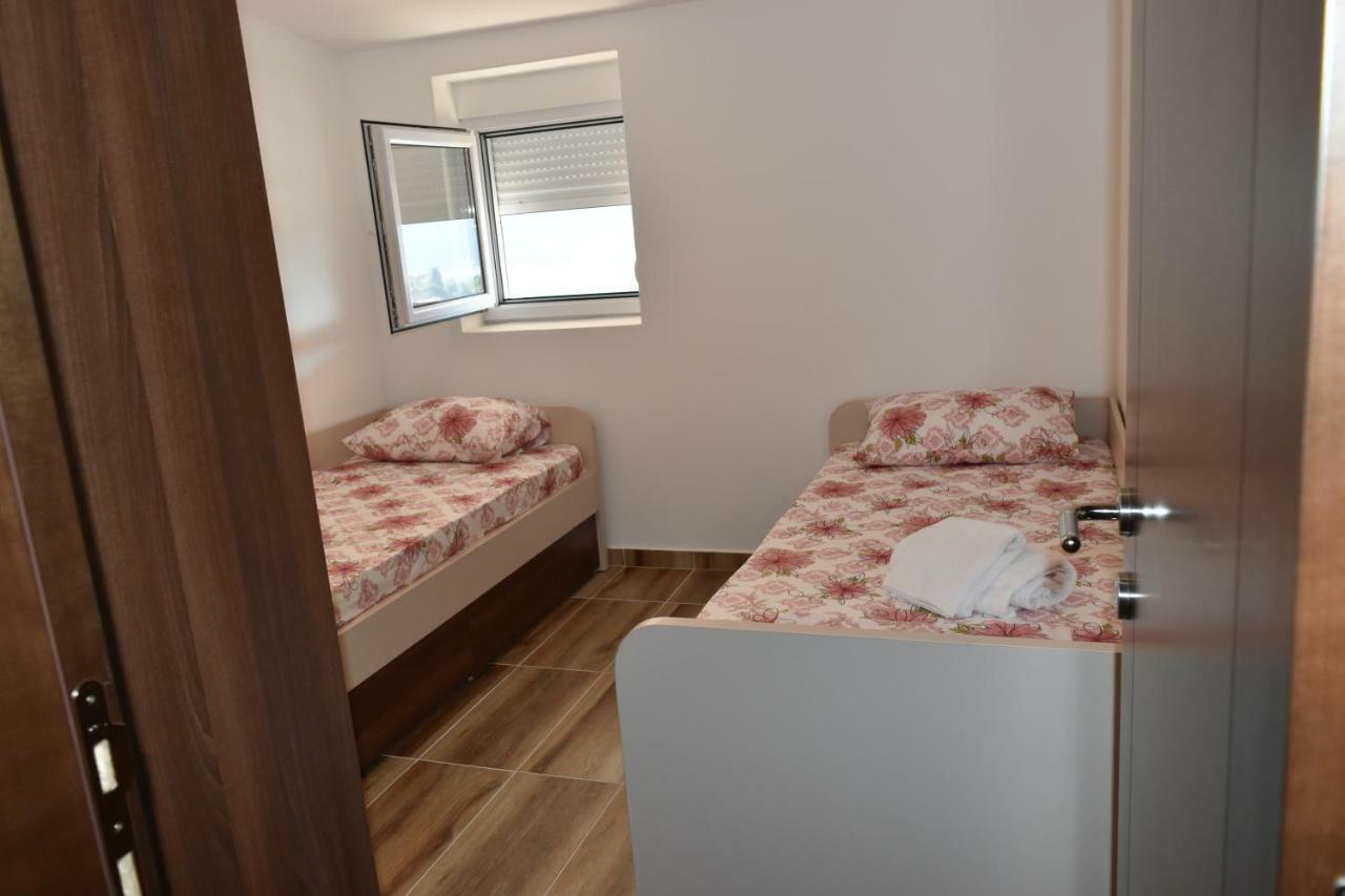 Apartments Sea View Kotor Eksteriør bilde