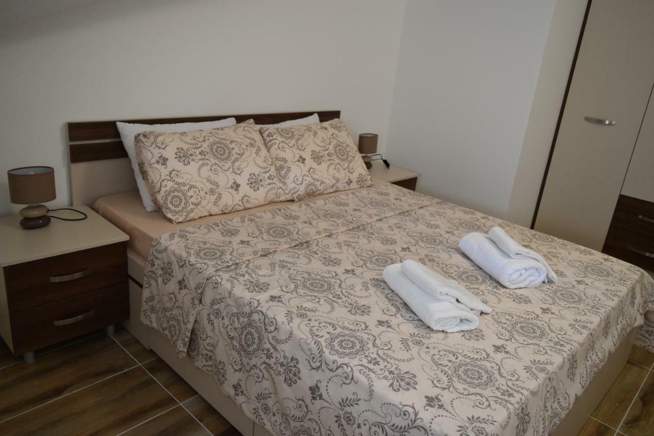 Apartments Sea View Kotor Eksteriør bilde