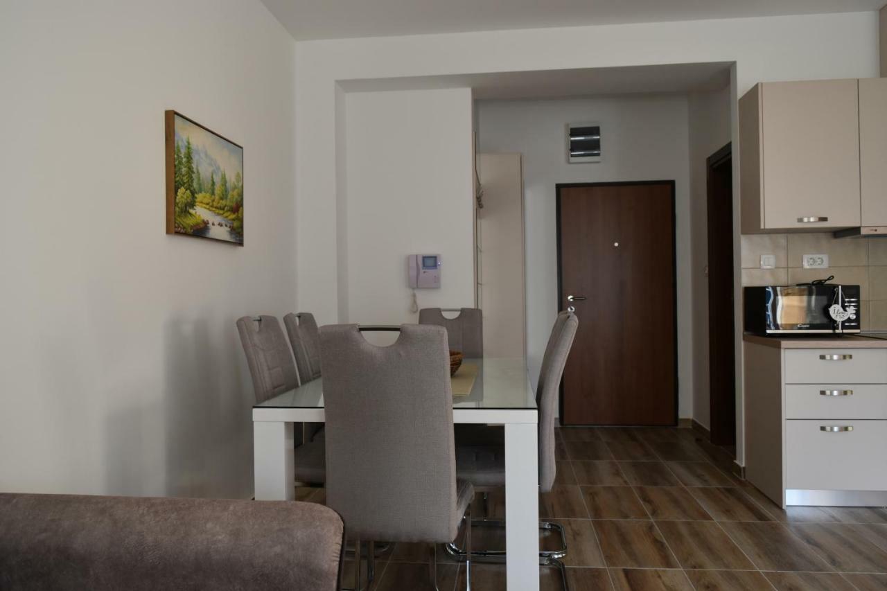 Apartments Sea View Kotor Eksteriør bilde